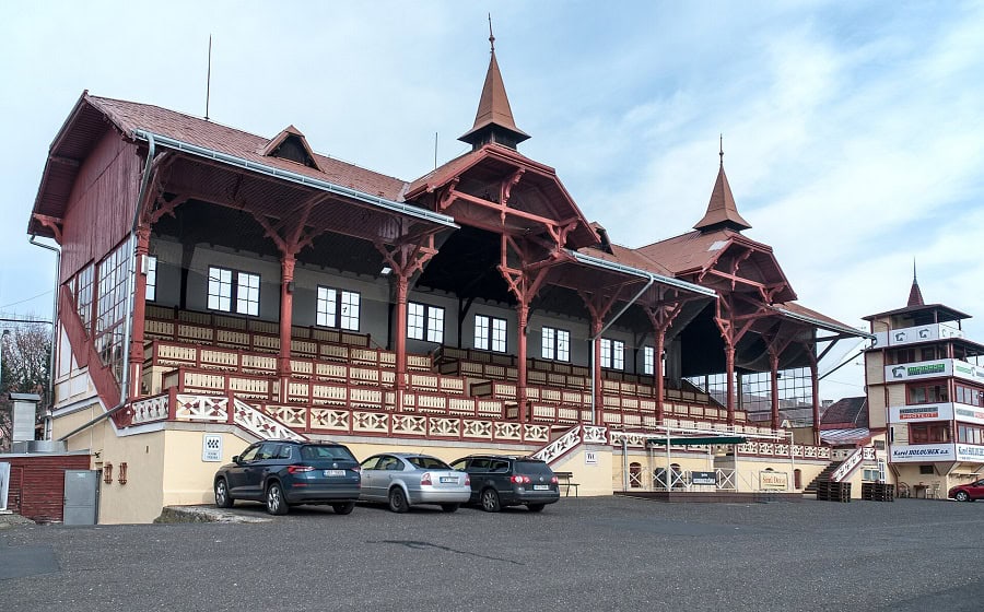 Dostihy Karlovy Vary 2025 - program závodů, live stream zdarma 2 Dostihy Karlovy Vary 2024